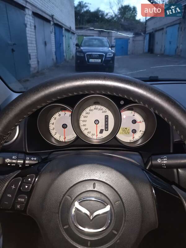 Седан Mazda 3 2008 в Днепре