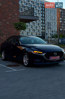 Седан Mazda 3 2019 в 