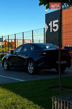 Седан Mazda 3 2019 в 