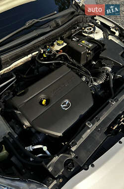 Седан Mazda 3 2011 в 