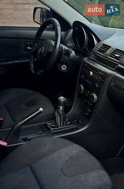 Седан Mazda 3 2006 в 
