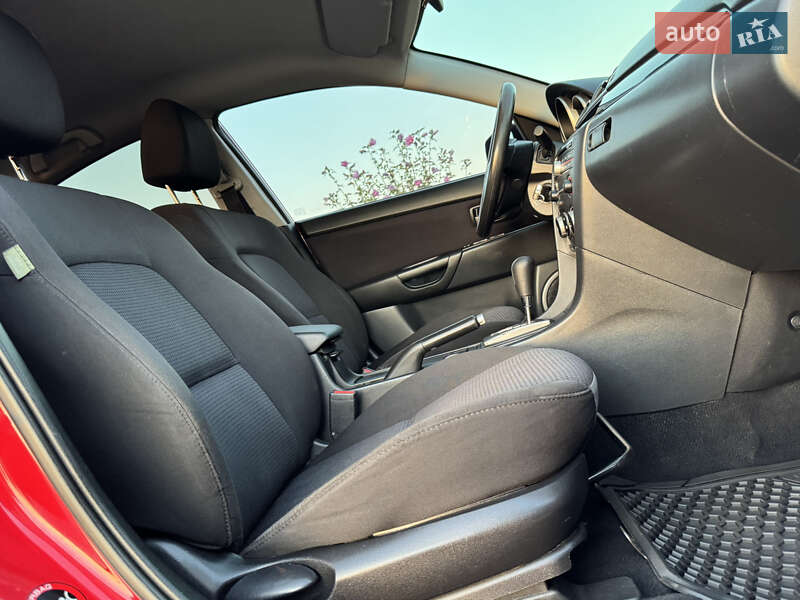 Седан Mazda 3 2007 в Ужгороде