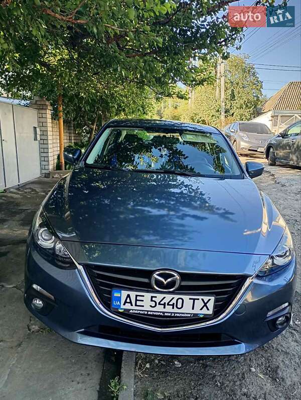 Mazda 3 2016
