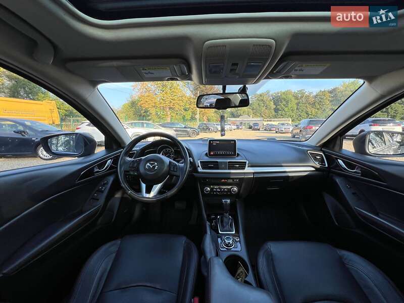 Седан Mazda 3 2014 в Стрые