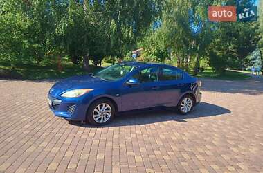 Седан Mazda 3 2013 в 