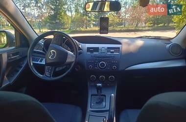 Седан Mazda 3 2013 в 