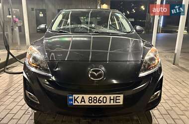 Седан Mazda 3 2011 в 