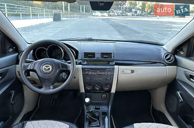 Седан Mazda 3 2008 в 