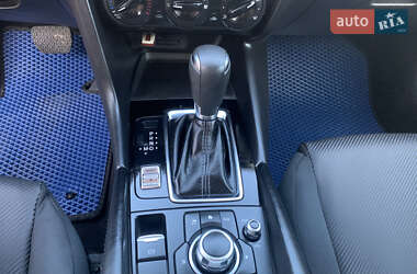 Седан Mazda 3 2017 в 
