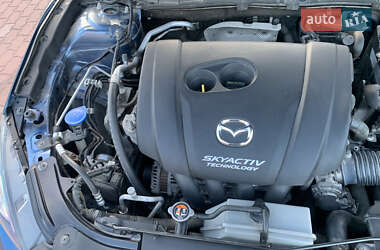 Седан Mazda 3 2017 в 