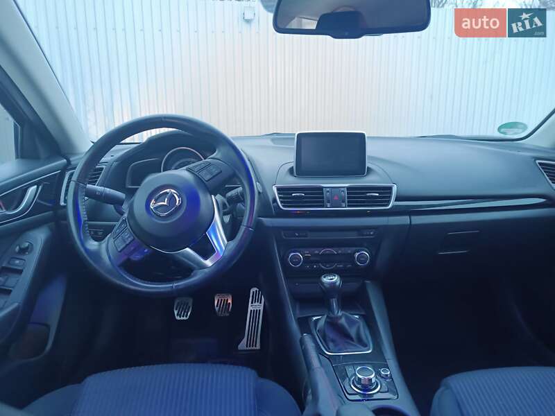 Хэтчбек Mazda 3 2014 в Косове