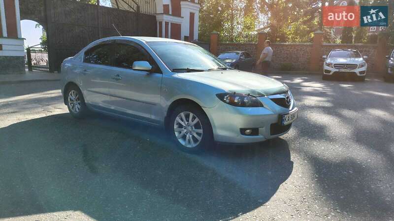 Седан Mazda 3 2007 в Киеве