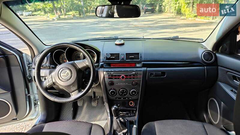 Седан Mazda 3 2007 в Киеве