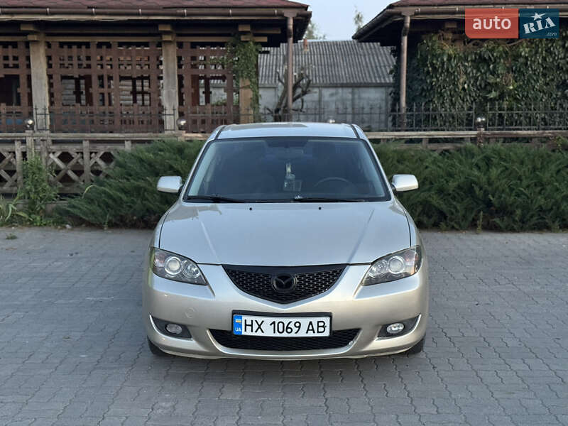 Седан Mazda 3 2005 в Летичіві