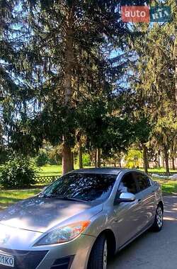 Седан Mazda 3 2009 в Черкасах