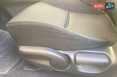 Седан Mazda 3 2012 в 