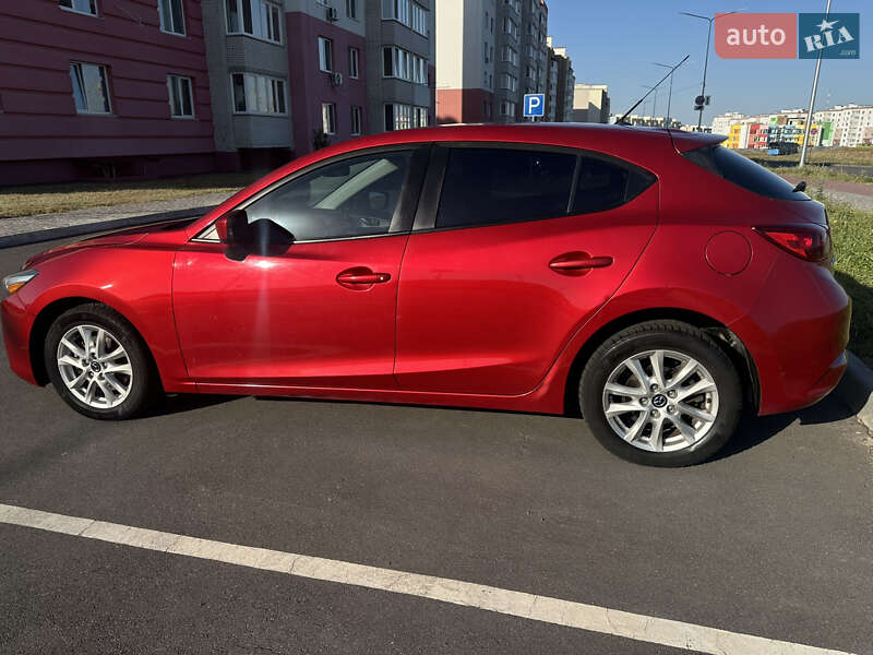 Хэтчбек Mazda 3 2017 в Виннице