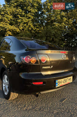 Седан Mazda 3 2006 в 