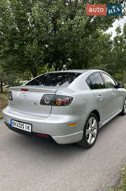Седан Mazda 3 2005 в 