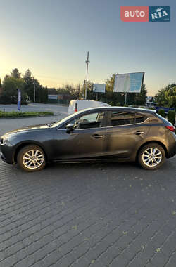 Хэтчбек Mazda 3 2014 в 