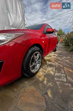 Хэтчбек Mazda 3 2011 в 