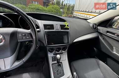 Хэтчбек Mazda 3 2011 в 