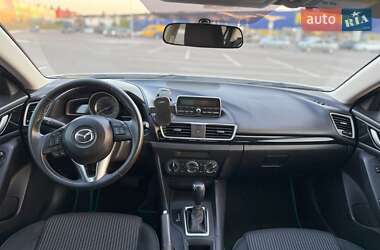 Седан Mazda 3 2013 в 