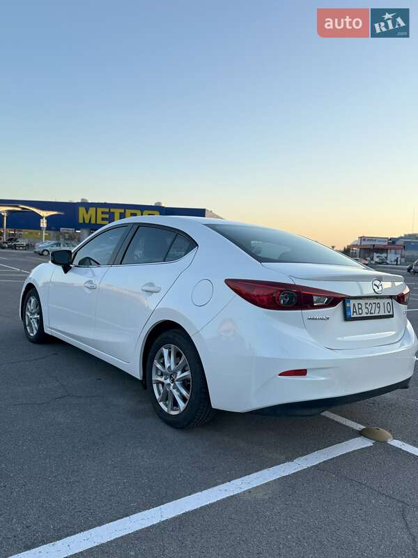 Седан Mazda 3 2013 в Виннице