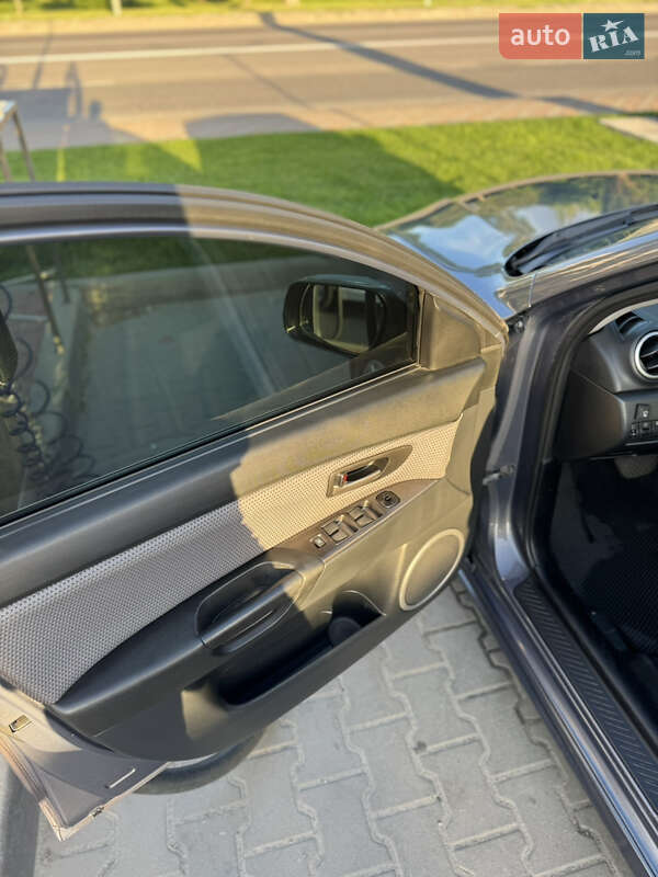 Седан Mazda 3 2007 в Софиевской Борщаговке
