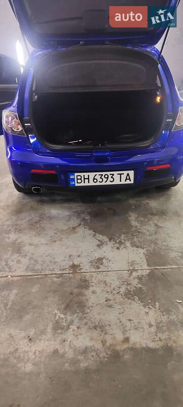 Хэтчбек Mazda 3 2007 в Киеве