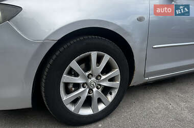 Седан Mazda 3 2006 в 