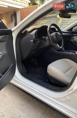 Седан Mazda 3 2018 в 