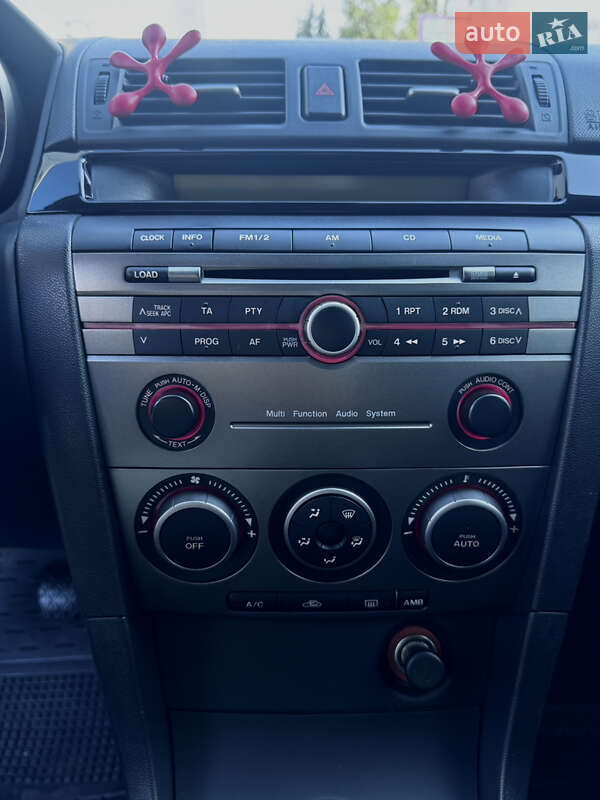 Хэтчбек Mazda 3 2007 в Киеве