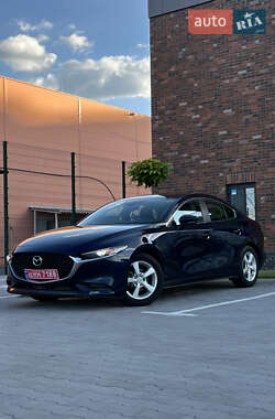 Седан Mazda 3 2019 в Києві