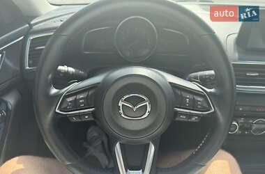 Хэтчбек Mazda 3 2017 в 
