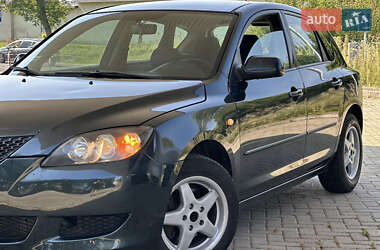 Хэтчбек Mazda 3 2005 в 