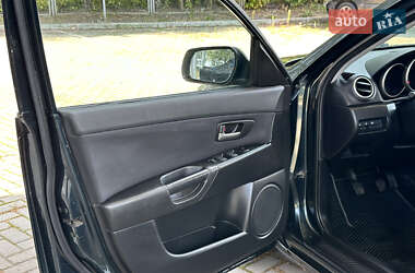 Хэтчбек Mazda 3 2005 в 
