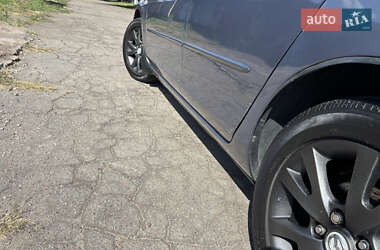Хэтчбек Mazda 3 2006 в 