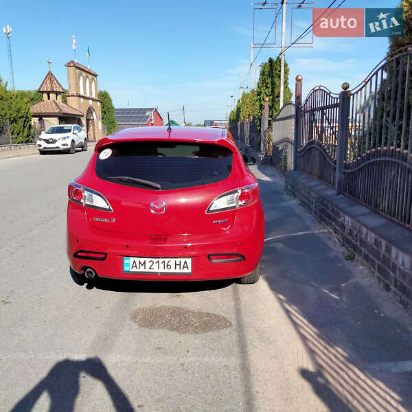 Хэтчбек Mazda 3 2013 в Житомире