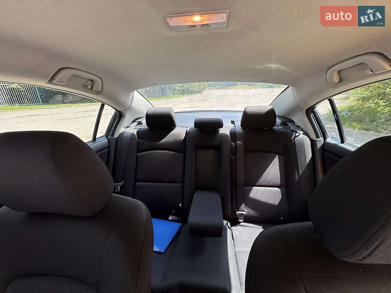 Седан Mazda 3 2007 в Львове