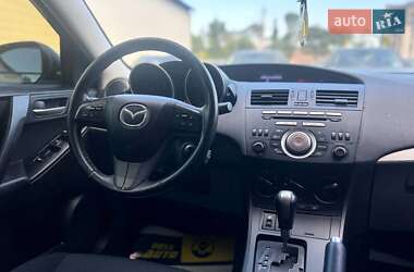 Хэтчбек Mazda 3 2011 в 