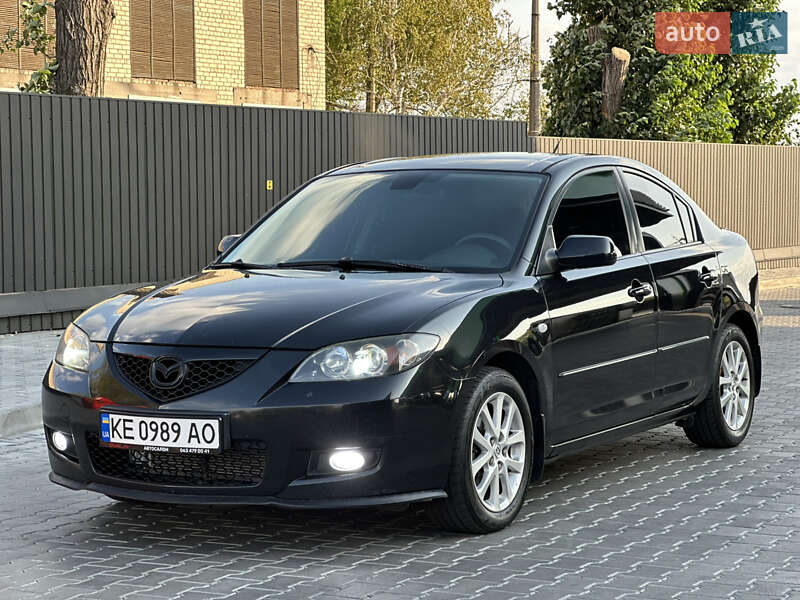 Седан Mazda 3 2009 в Днепре
