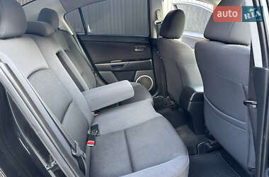 Седан Mazda 3 2009 в 