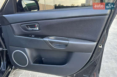 Седан Mazda 3 2009 в 