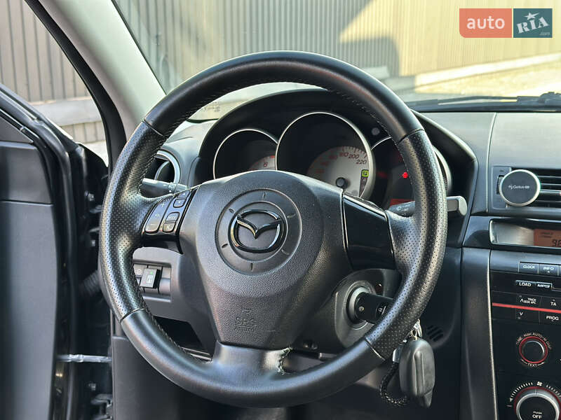 Седан Mazda 3 2009 в Днепре