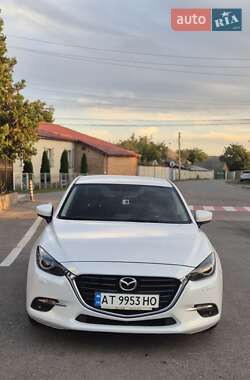 Седан Mazda 3 2017 в 