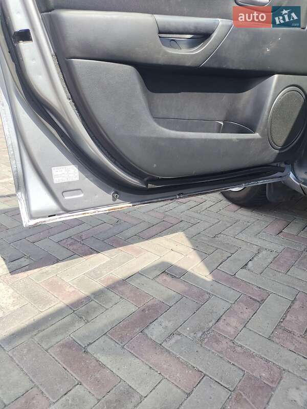 Седан Mazda 3 2004 в Харькове