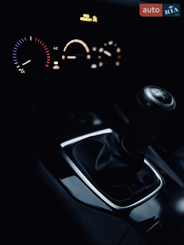 Седан Mazda 3 2016 в Харкові