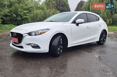 Хэтчбек Mazda 3 2018 в Дубно