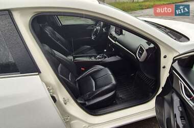 Хэтчбек Mazda 3 2018 в 
